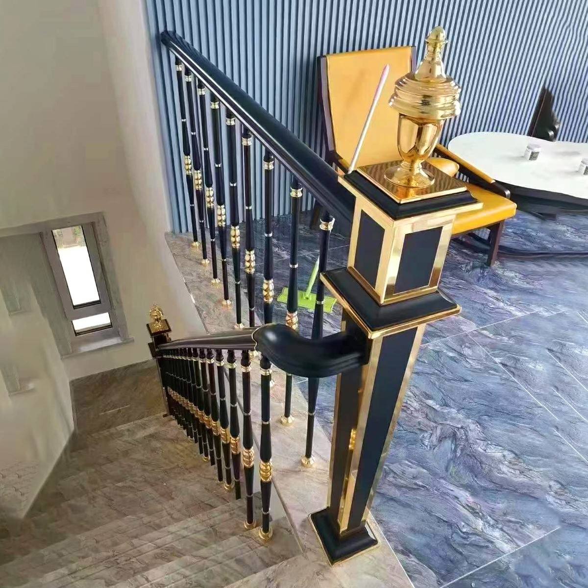 Champion Column Metal Support Post Stair Railing System Aluminum Alloy Post Glass Railing Baluster Modern Staircase Railing - 图片 5